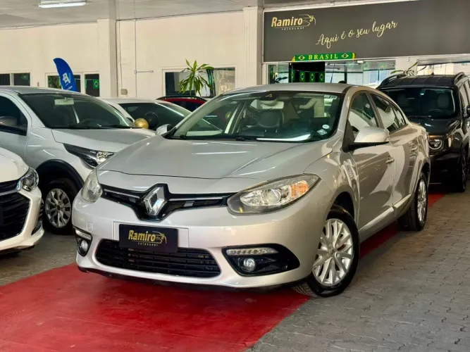 Renault Fluence Sed. Dynamique 2.0 16V Flex Aut. 2016