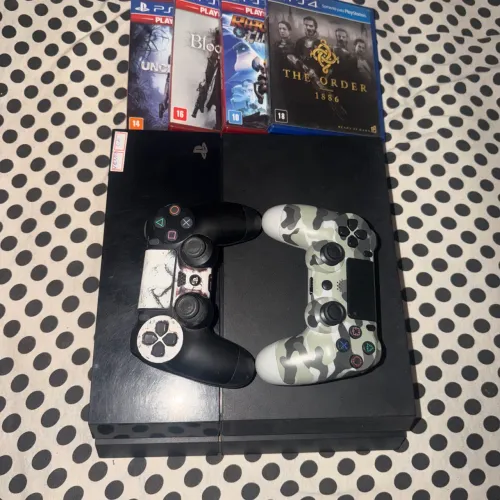 Vendo um ps4