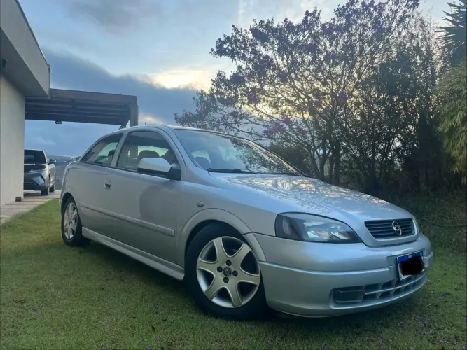 Chevrolet Astra 2.0/ CD/ Sunny/ GLS 2.0 8V 3P 2002