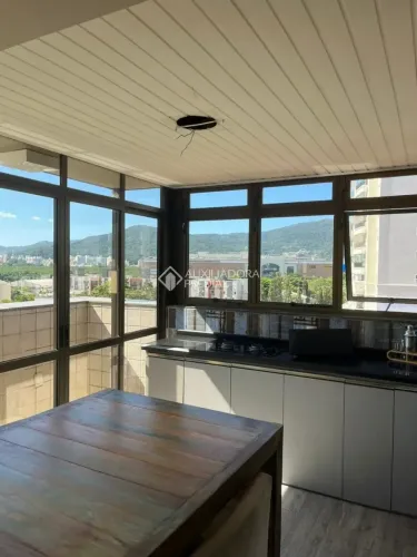 Cobertura na Trindade churrasqueira e lareira  - 327m² Privativos, 5 D e Vista Panorâmica