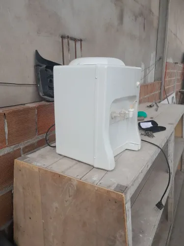 Vendo bebedouro de água