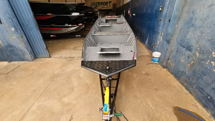 Barco Puma Super 550