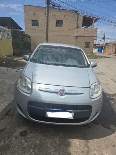 Fiat Palio Attractive 1.0 EVO Fire Flex 8V 5P 2015