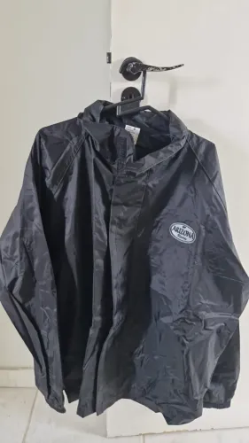Título: Capas de Chuva para Moto (2 Conjuntos) - Estado de Novo - Ótima Oportunidade