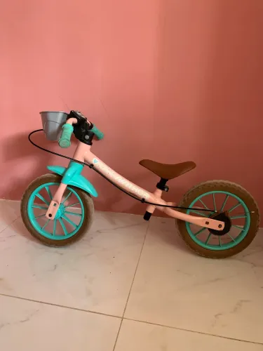 Bicicleta de equilíbrio infantil 