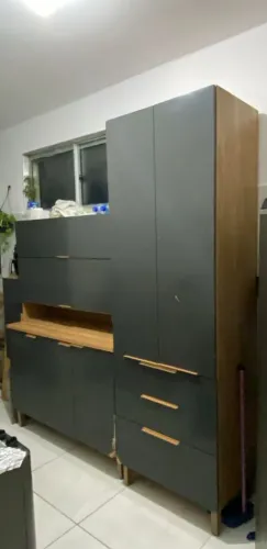 Armário de cozinha parede com paneleiro