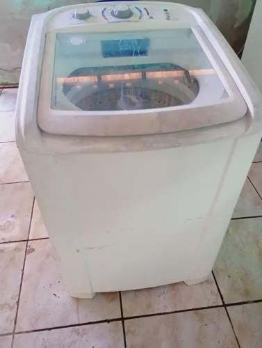 Eletrolux 220v 15 kilos grande 