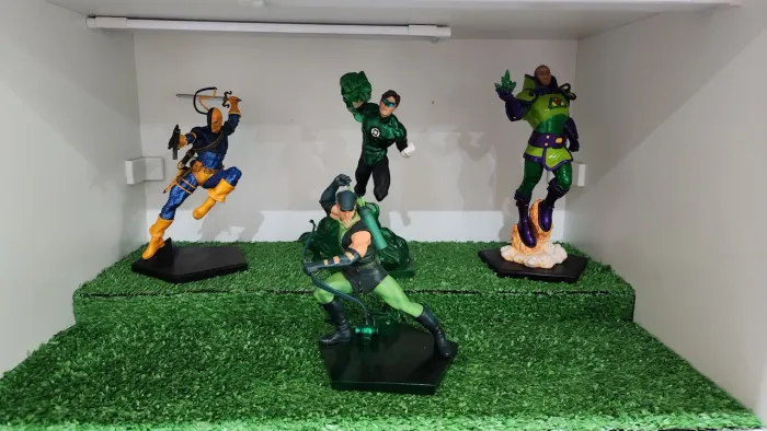 Peças iron studios