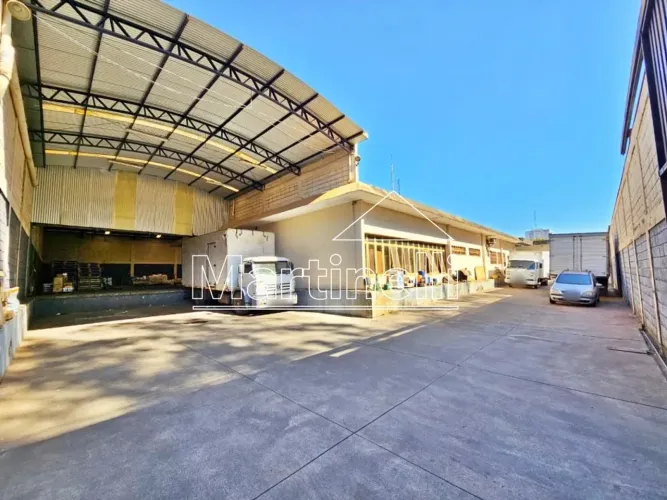 Galpão comercial à venda no Bairro Lagoinha, próximo ao Novo Shopping - Ribeirão Preto/SP.