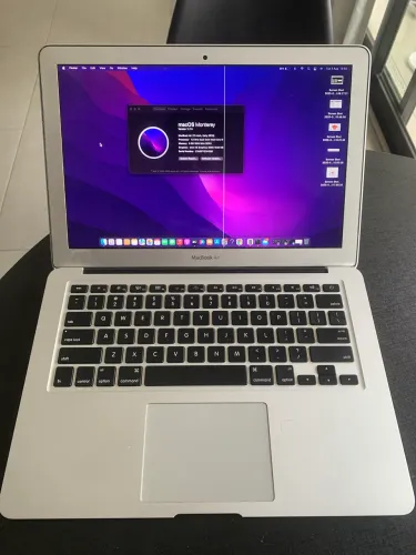 MacBook Air (13-inch, 2015)