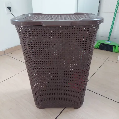 Cesto de roupa suja