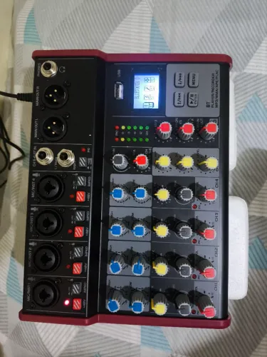 Mesa de Som com Bluetooth 