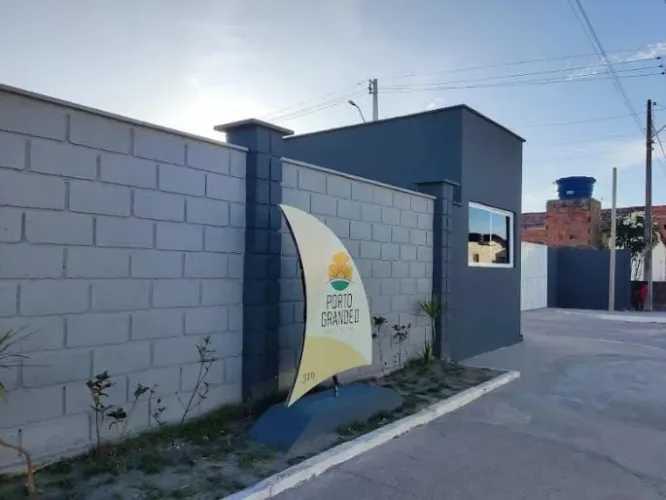 Alugo casa em condomínio fechado em Marechal Deodoro