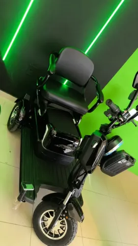 Tricíclo Elétrico 1000W