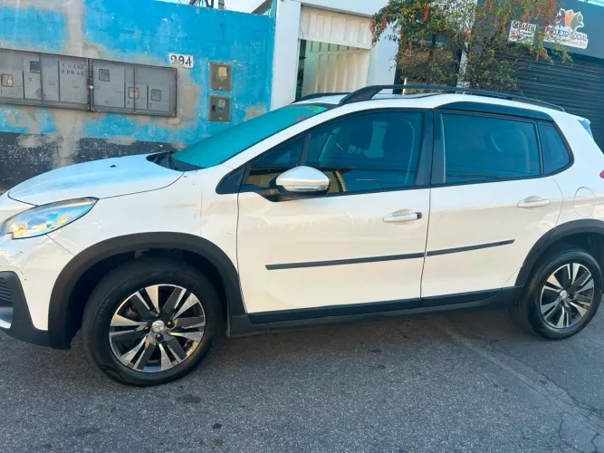 Peugeot 2008 Allure Pack 1.6 Flex 16V Aut. 2022