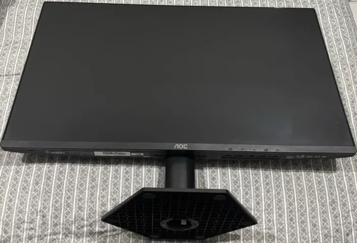 Monitor Gamer 144hz - 2 meses de uso