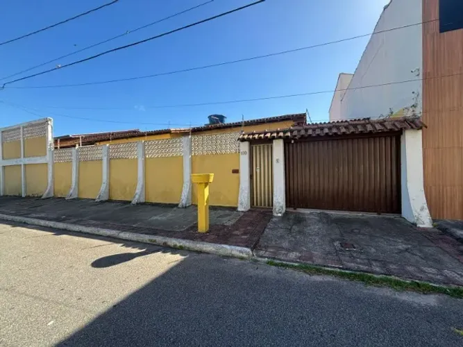 Alugo Casa mobiliada, aluguel anual, valor R$3500/mês na q. mar, 2 stes, 3Q Jacaraipe