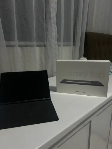 Tablet galaxi s10 fe 128 gb 8 de ram