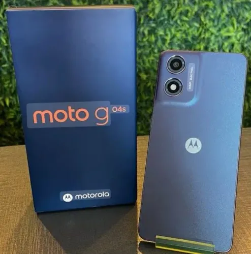 Moto g04s, todo novo único dono.