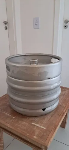 Barril Euro 30L semi novo