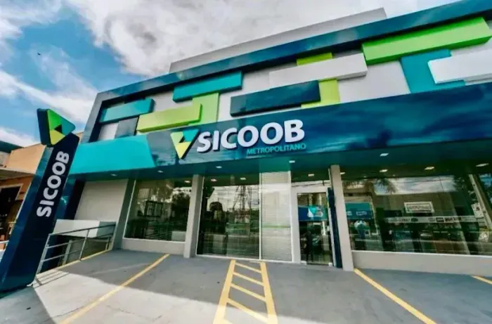 Excelente galpão comercial com 700m² para locação na Avenida General Carneiro Sorocaba/SP