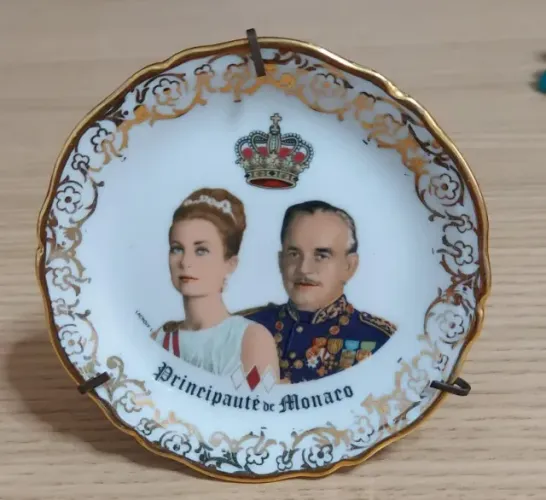 pratinho decorativo muito antigo colecionável