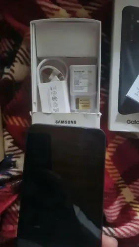 Vendo celular 1200,00