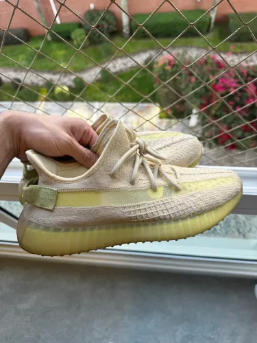 Adidas Yezzy 350 V2