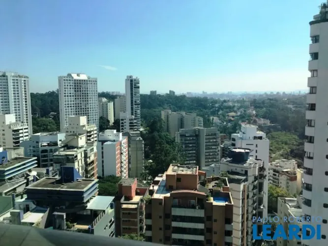 COBERTURA - REAL PARQUE - SP