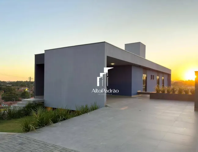 Casa com 4 dormitórios à venda, 236 m² por R$ 1.790.000,00 - Verana Teresina - Teresina/PI