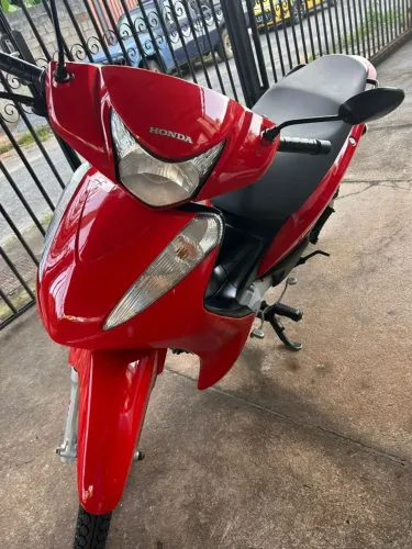 Honda Biz 125 ES 2011/12 - Vermelha