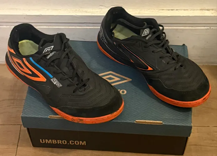 Chuteira Umbro Pro 5 Club Futsal