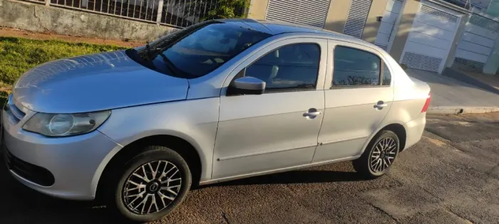 Volkswagen Voyage Comf/highli. 1.6 MI T.flex 8V 4P 2011