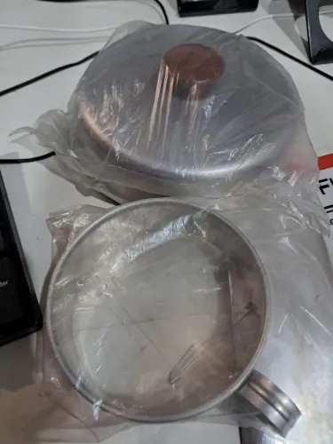 Abafador de hamburguer e forma para fritar ovo  - alumínio