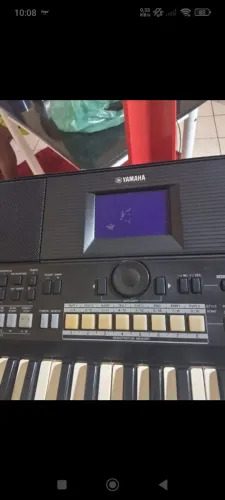 Vendo um teclado novo e barato