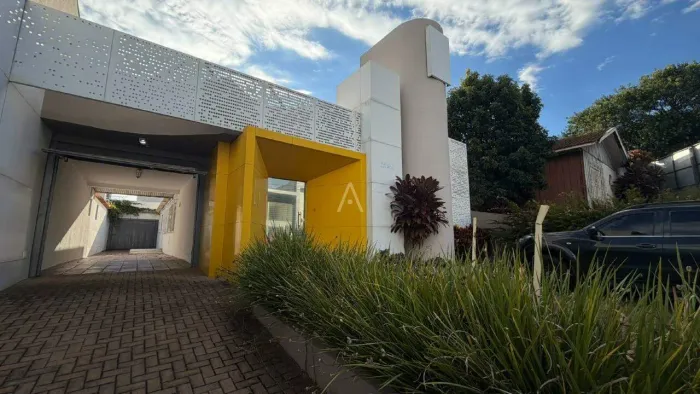 Casa Comercial para aluguel no Bairro NEVA em CASCAVEL por R$ 8.500,00