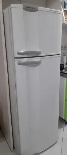 Geladeira Eletrolux 110V