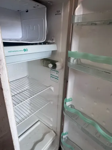 Geladeira para venda de peças
