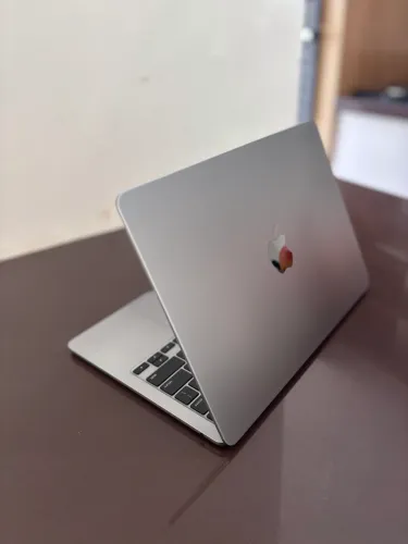 MacBook Air M2