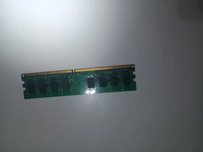 Memória ram DDR2 misteriosa