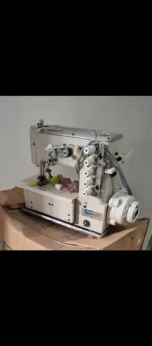 Máquina de costura