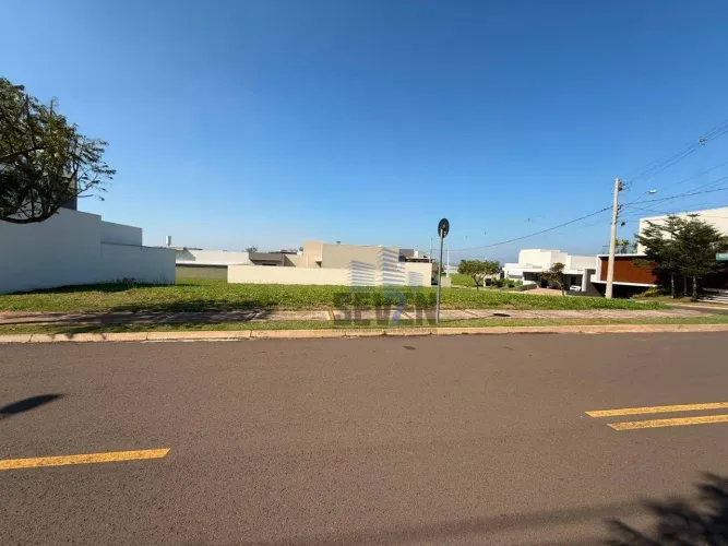 Terreno no Cyrela Bauru 447 m² Plano e Bem Localizado