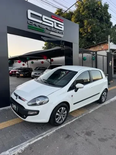 Fiat Punto Attractive 1.4 Fire Flex 8V 5P 2013