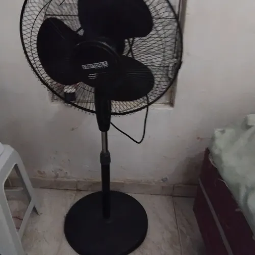 Ventilador de coluna (Funcionando/normal)