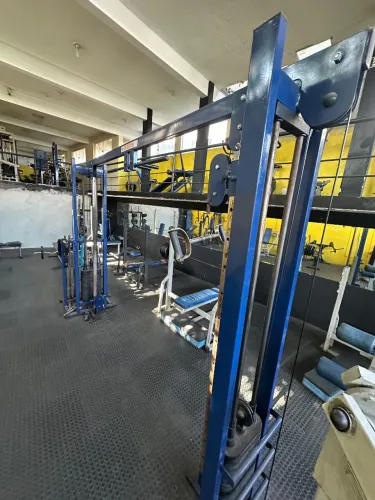 Lote de Aparelhos de Musculação