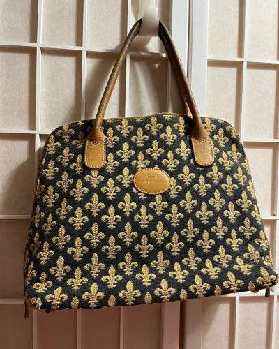 Bolsa autentica flor de lis