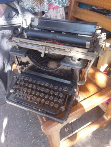 MÁQUINA DE DATILOGRAFIA 1938