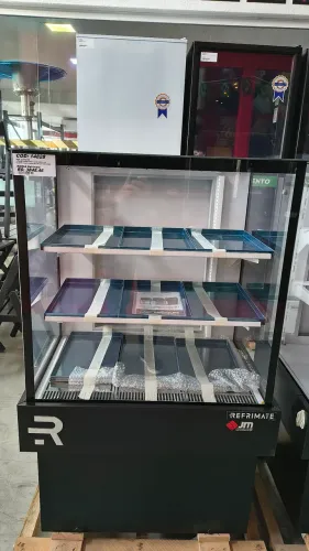 Estufa / Vitrine Quente Confeitaria Vanguard Plus Refrimate 750
