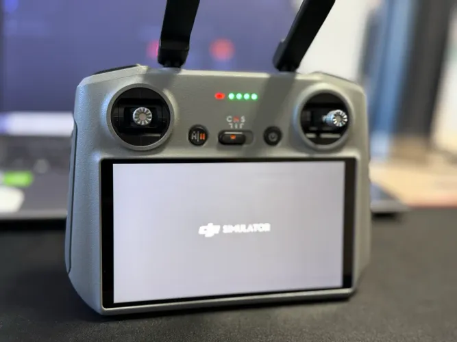 CONTROLE DJI RC 2 PARA DIVERSOS MODELOS DE DRONE