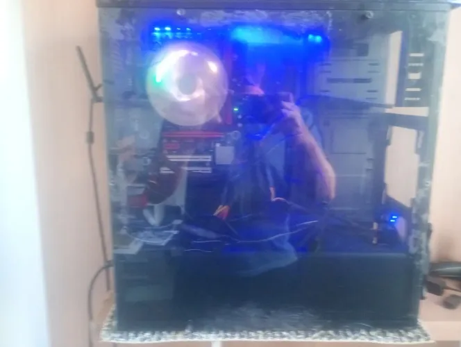 Vendo computador i3 somente gabinete